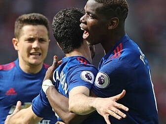 Manchester United to play in D...